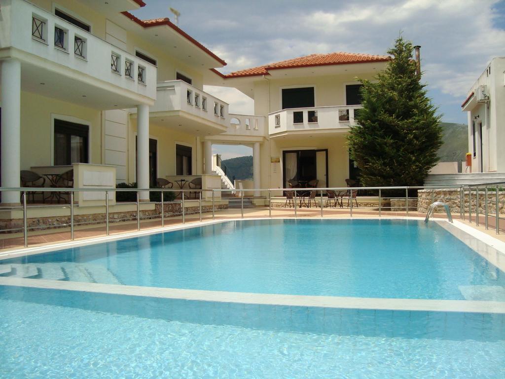 Kourtis Appartement Paramythia Buitenkant foto